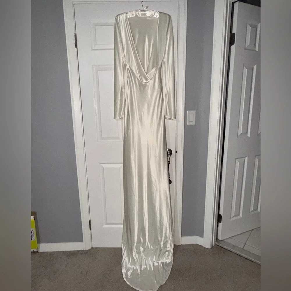 NEW One Addington Eden Gown Size S - Picture 10 of 16